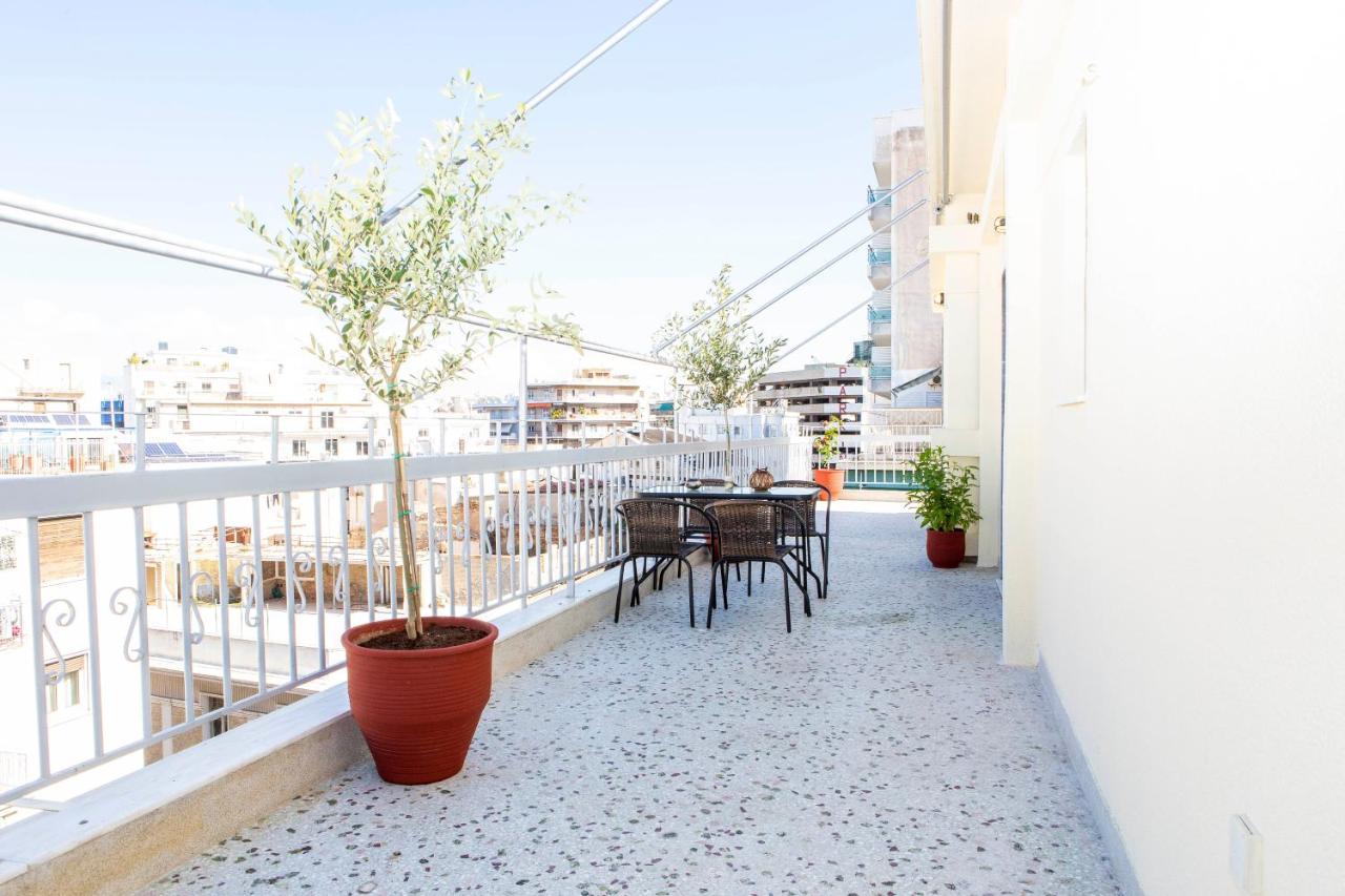 Loucas Apartment Афины Экстерьер фото