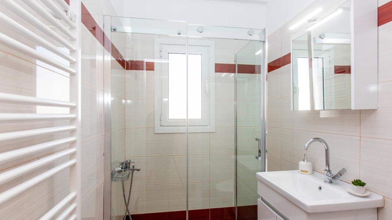 Loucas Apartment Афины Экстерьер фото
